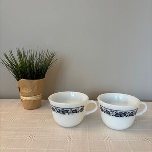 Corning Old Town Blue Onion Classic Vintage Coffee Tea Cups X 2